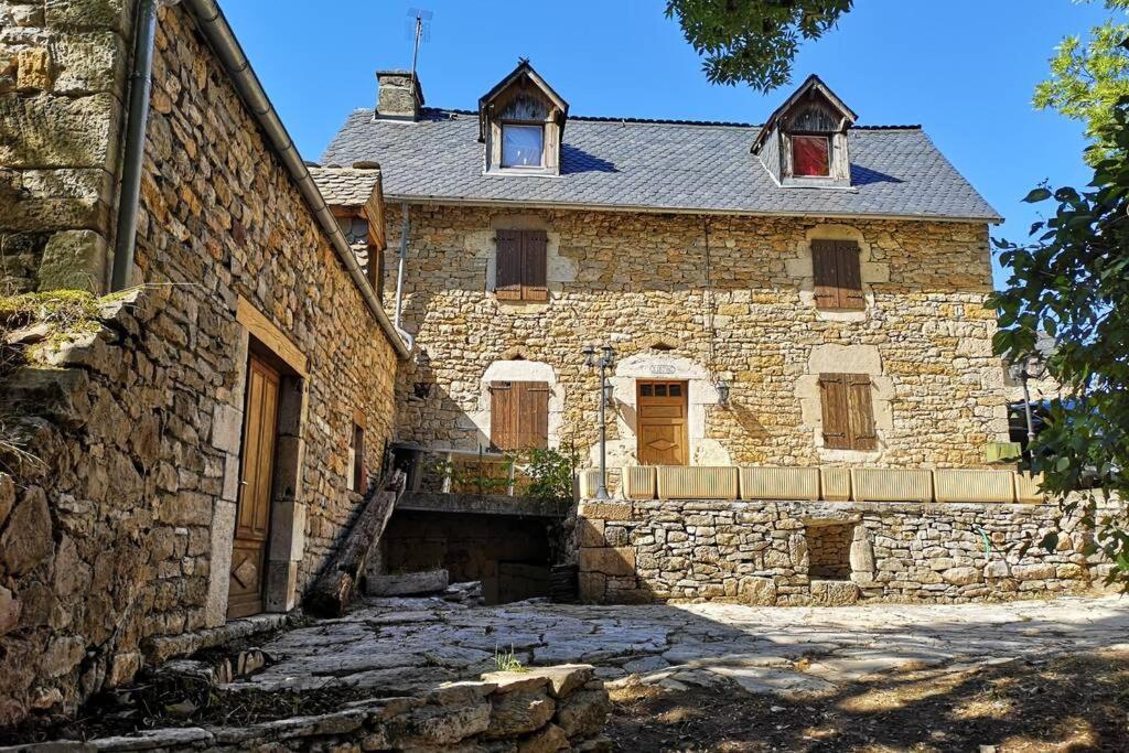 Maison Traditionnelle En Lozere Saint-Saturnin (Lozere) Exterior foto